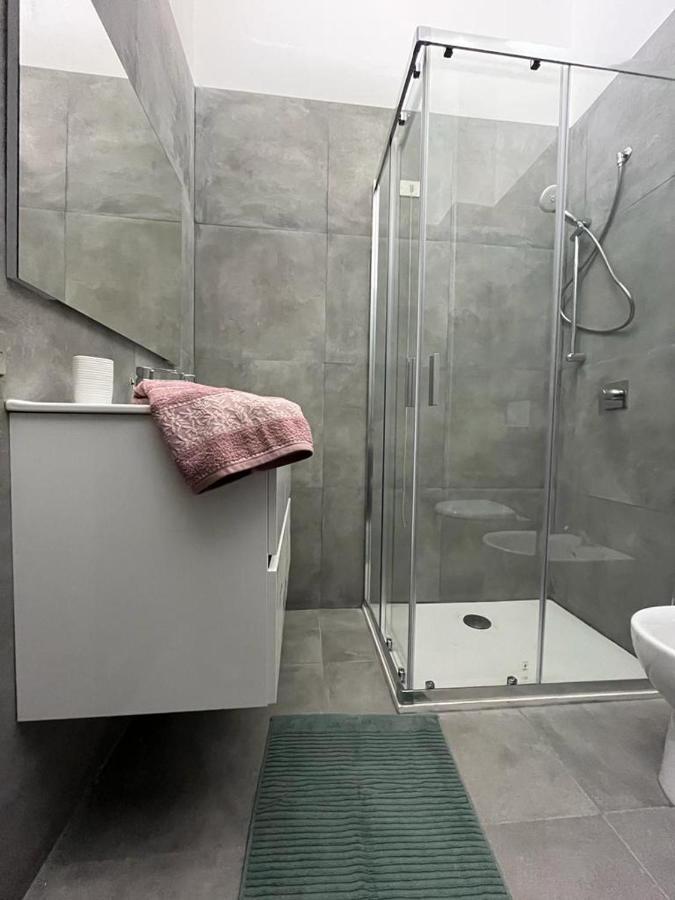 Appartamento Timeless Con Piscina E Tennis Valbrona ภายนอก รูปภาพ