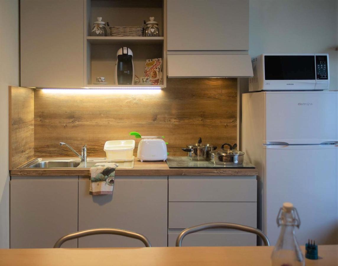 Appartamento Timeless Con Piscina E Tennis Valbrona ภายนอก รูปภาพ
