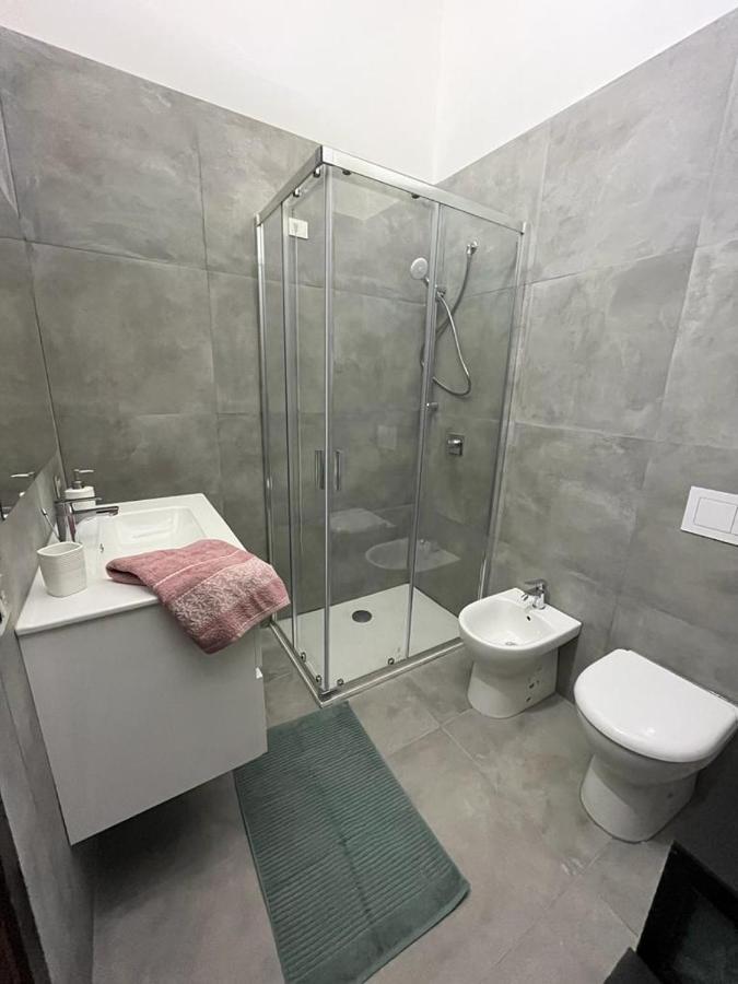 Appartamento Timeless Con Piscina E Tennis Valbrona ภายนอก รูปภาพ